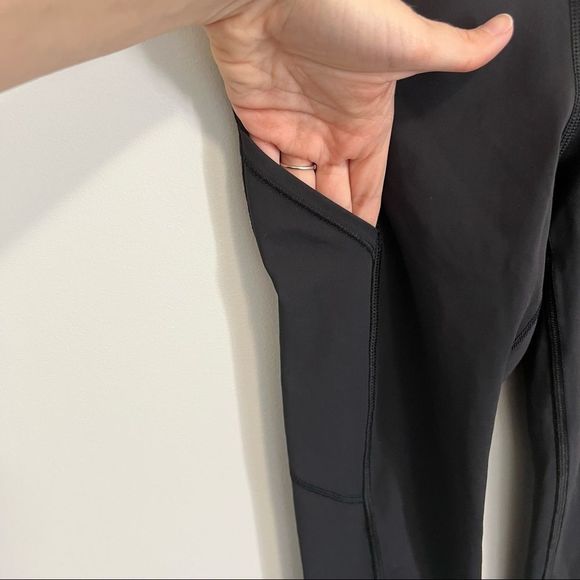 Lululemon Rebel Runner Crop Black  Zippered Ankle Side Pocket Leggings - Picture 8 of 16